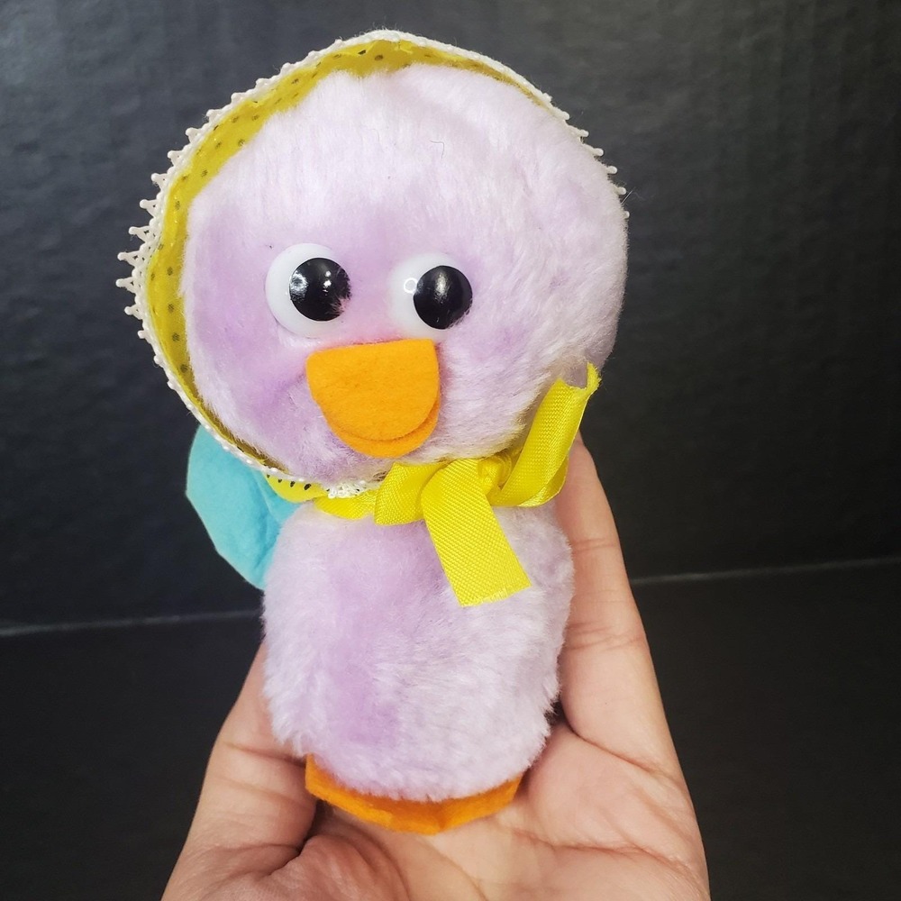VTG Easter Unlimited Pets Purple Chick‎ Plush W/ Yellow Bonnet Hat Teal Wings